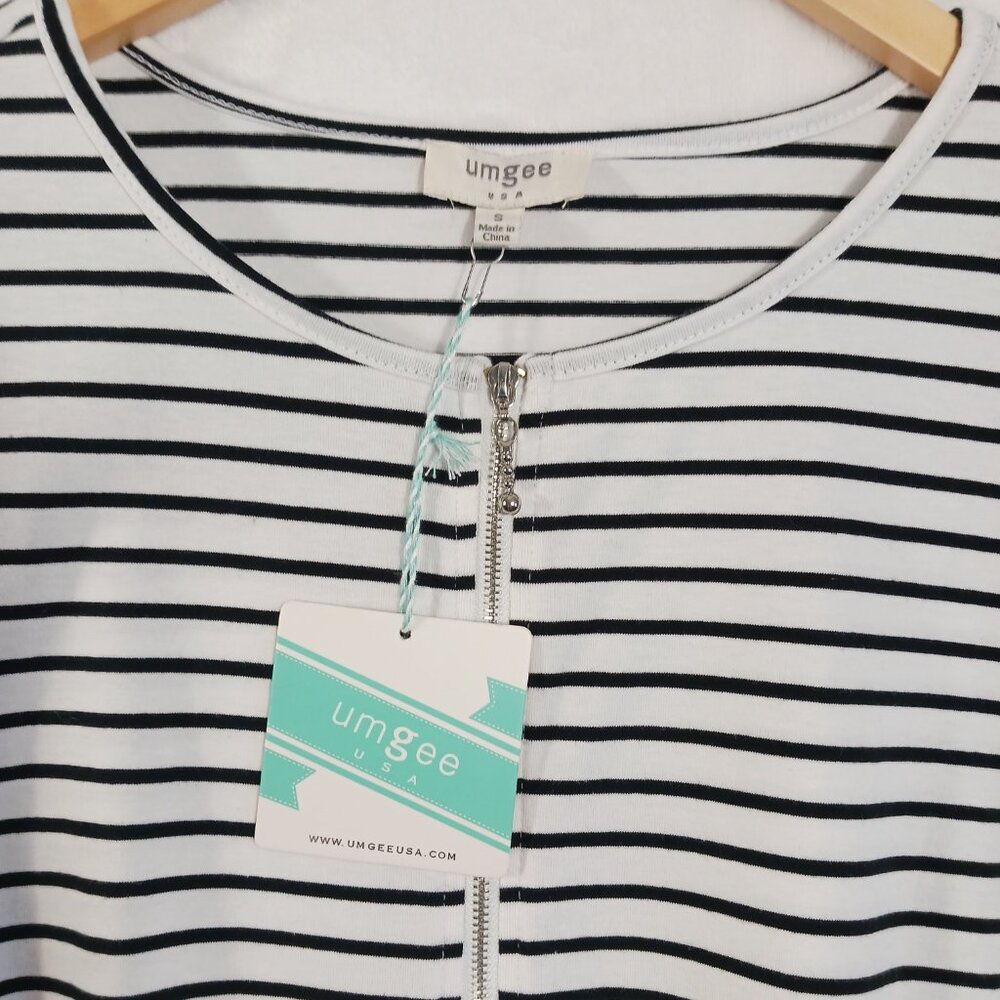 Umgee, NWT Oversized, Black and White Striped Mini Dress, Long Sleeve, Small - Picture 3 of 15